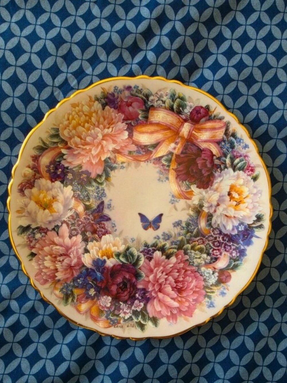 1994 Bradford Exchange "Circle of Love" by Lena Liu 7" Plate #84-B10-26.1